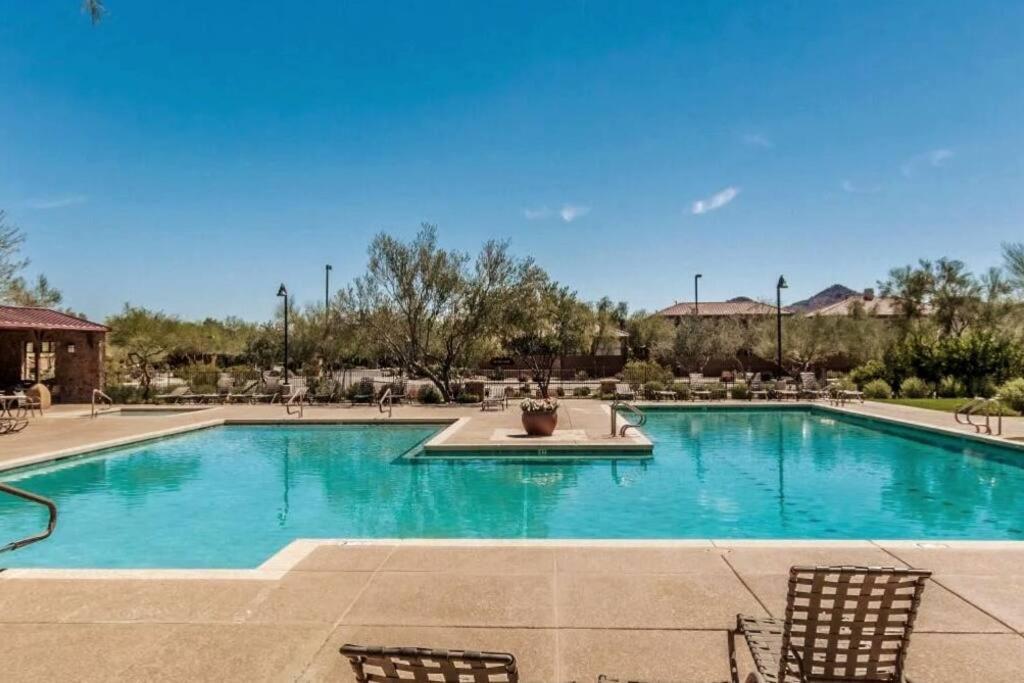 Phoenix Home With Heated Pool, Desert Views & Hot Tub Anthem Kültér fotó
